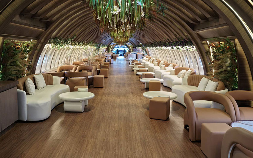 Damnoen Sky Café椰林飛機咖啡館
